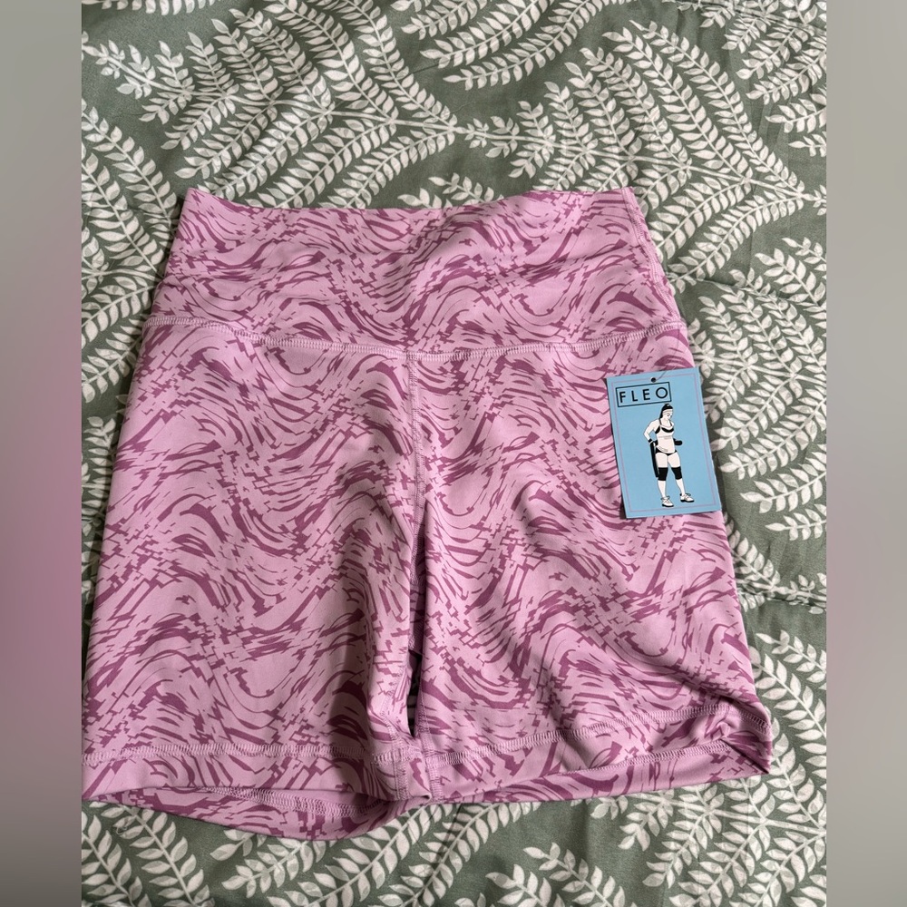 Fleo biker shorts bounce material size medium .